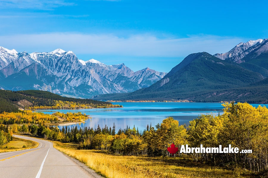 August at Abraham Lake